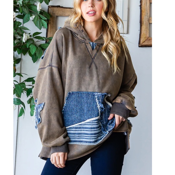 Oli & Hali Star Denim Patchwork Mineral Wash Hoodie Sweater - Picture 4 of 7